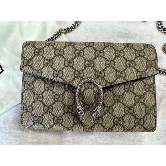 Gucci Chain Wallet - Picture 6 of 13